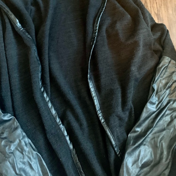 Runway women’s cardigan - Picture 3 of 9